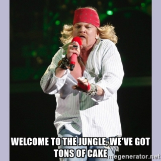 Illustration for article titled Axl Rose quiere que desaparezcan los memes de su sobrepeso con ayuda de la ley del copyright